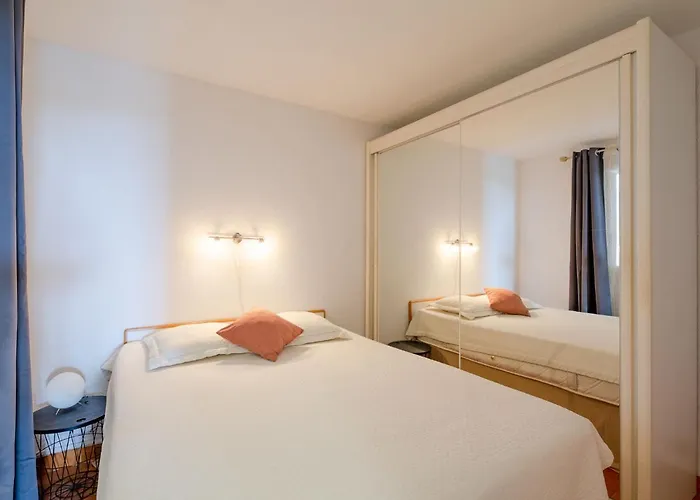 公寓 Les Coteaux De La Nartelle-29 By Interhome